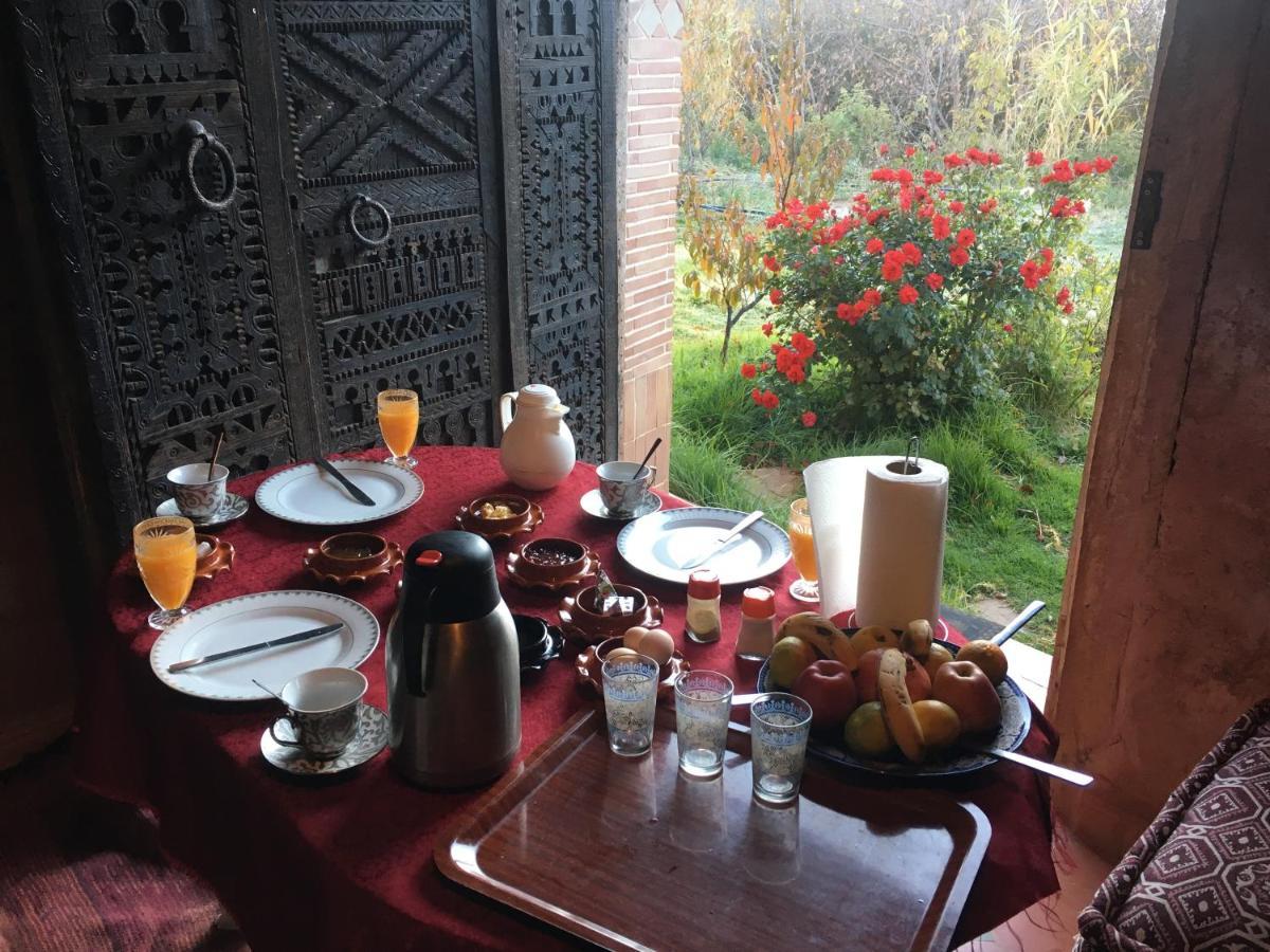 Maison D'Hotes Dar Afra Ait Ziri Buitenkant foto