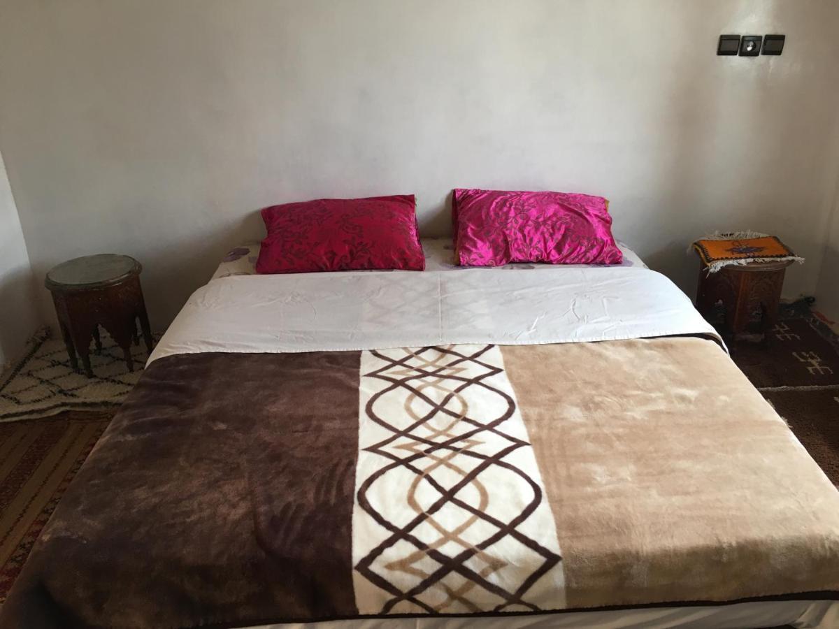 Maison D'Hotes Dar Afra Ait Ziri Buitenkant foto