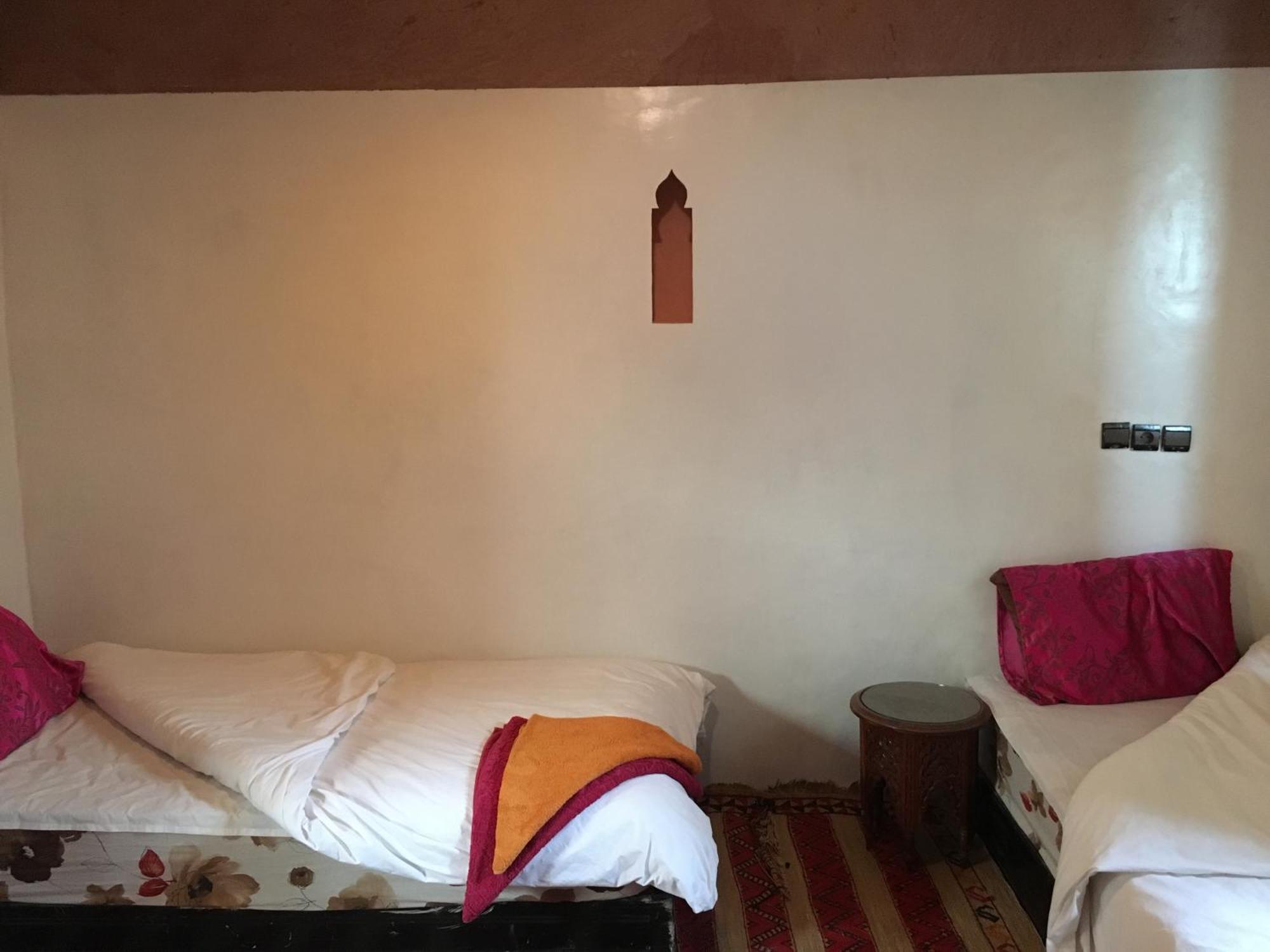 Maison D'Hotes Dar Afra Ait Ziri Buitenkant foto