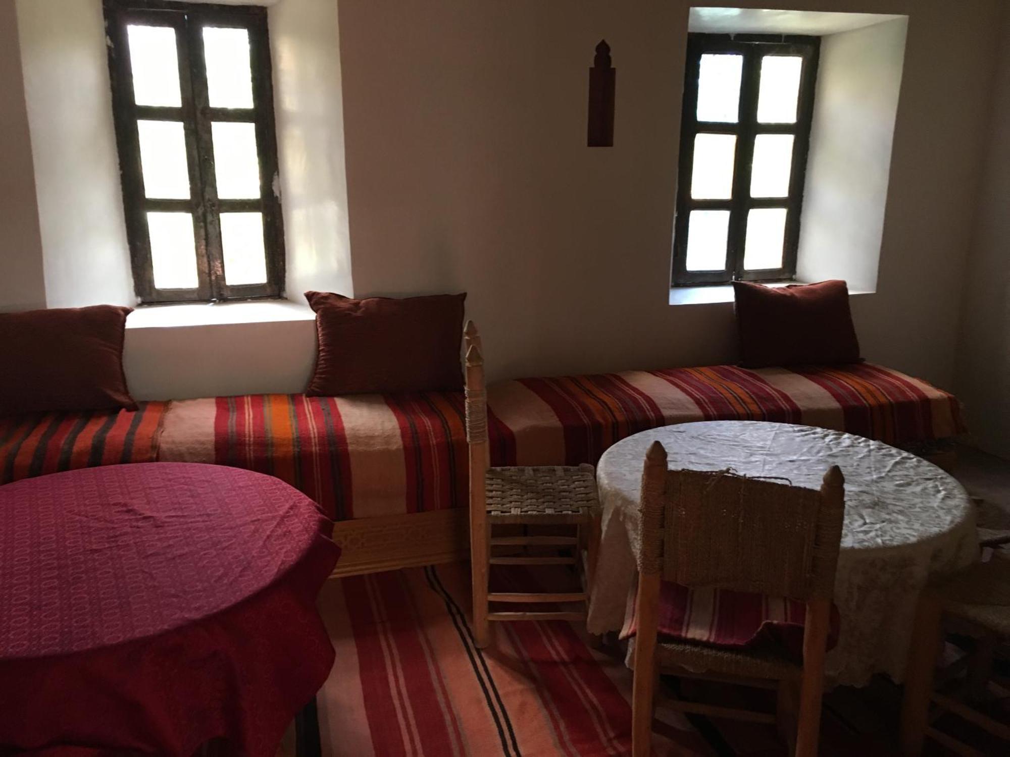 Maison D'Hotes Dar Afra Ait Ziri Buitenkant foto