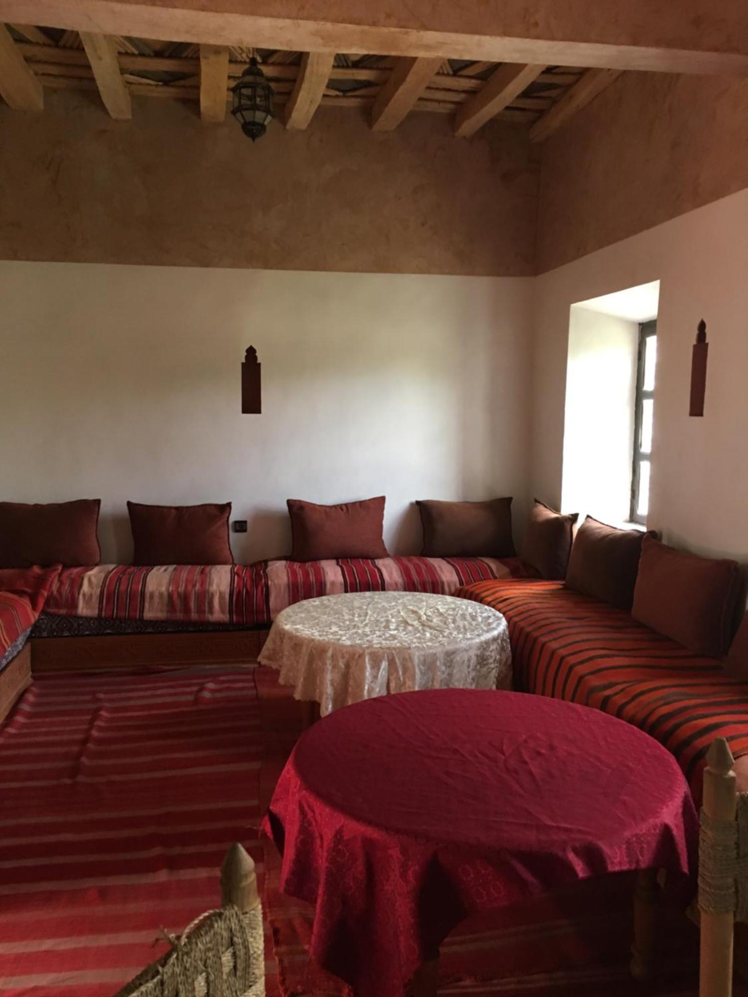 Maison D'Hotes Dar Afra Ait Ziri Buitenkant foto